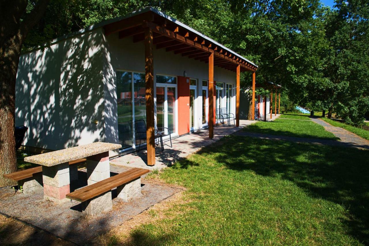 Penzion Amfik Bukovina Popovice  Εξωτερικό φωτογραφία
